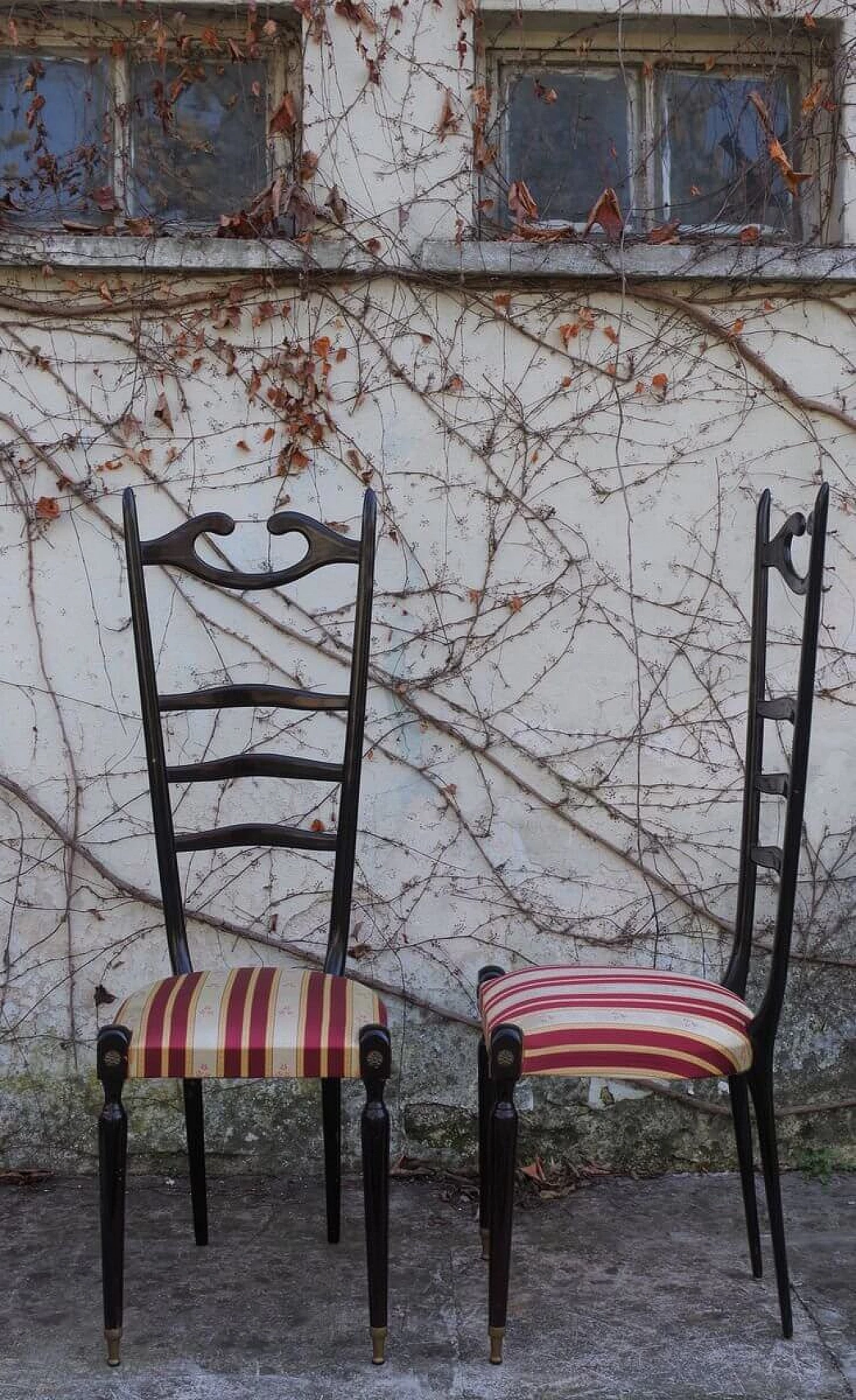 Pair of Chiavarine chairs in mahogany with fabric seat by Paolo Buffa, 50s 1396044