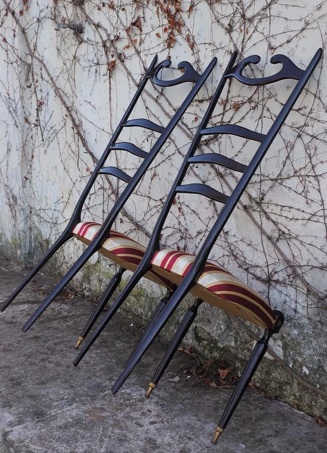 Pair of Chiavarine chairs in mahogany with fabric seat by Paolo Buffa, 50s 1396051