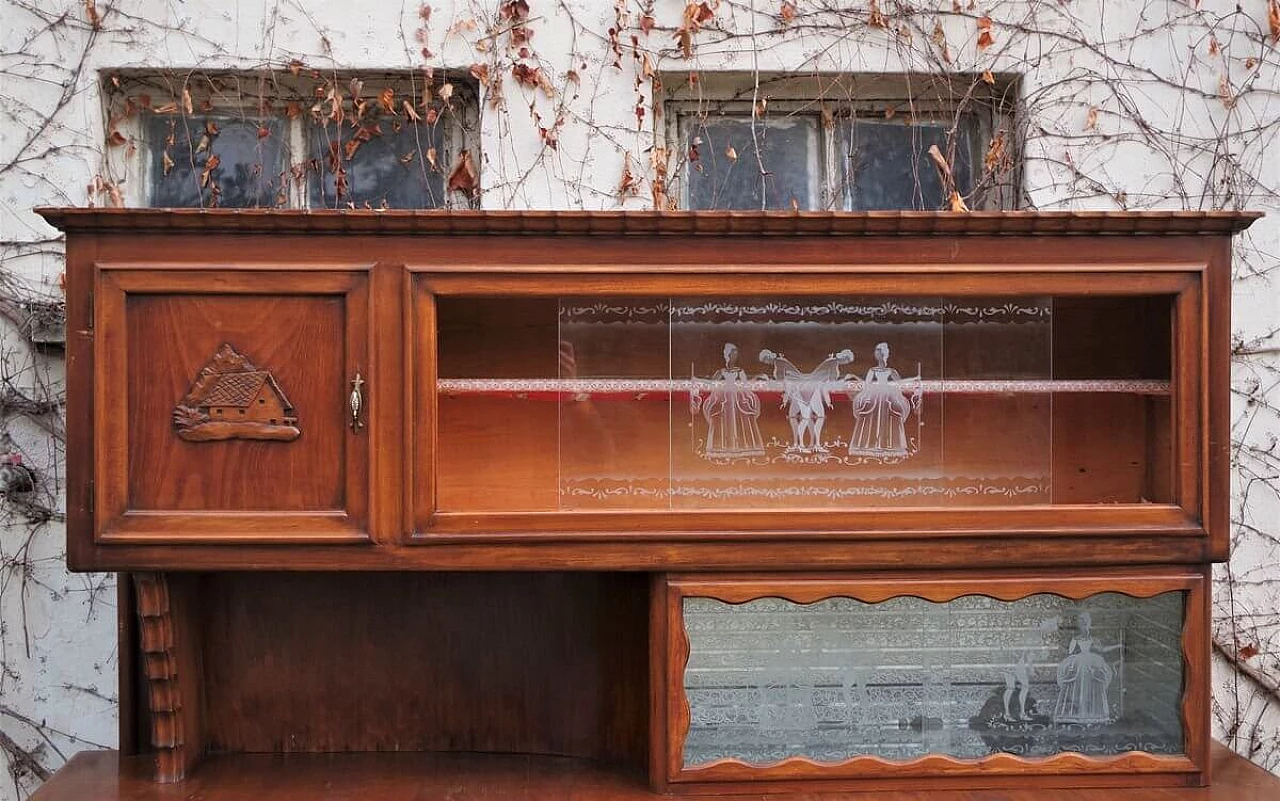 Vetrina in faggio, ottone e vetri decorati, anni '50 1396067