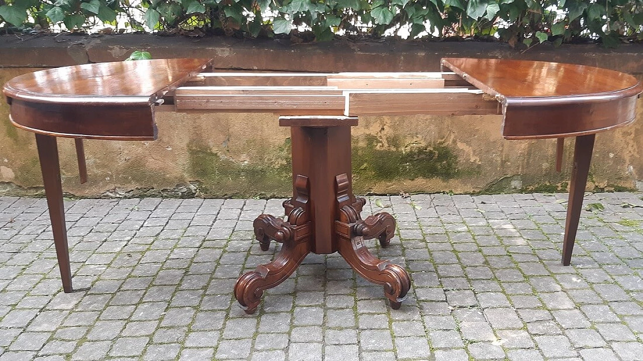 Extendable solid walnut table from Emilia, 19th century 1396246