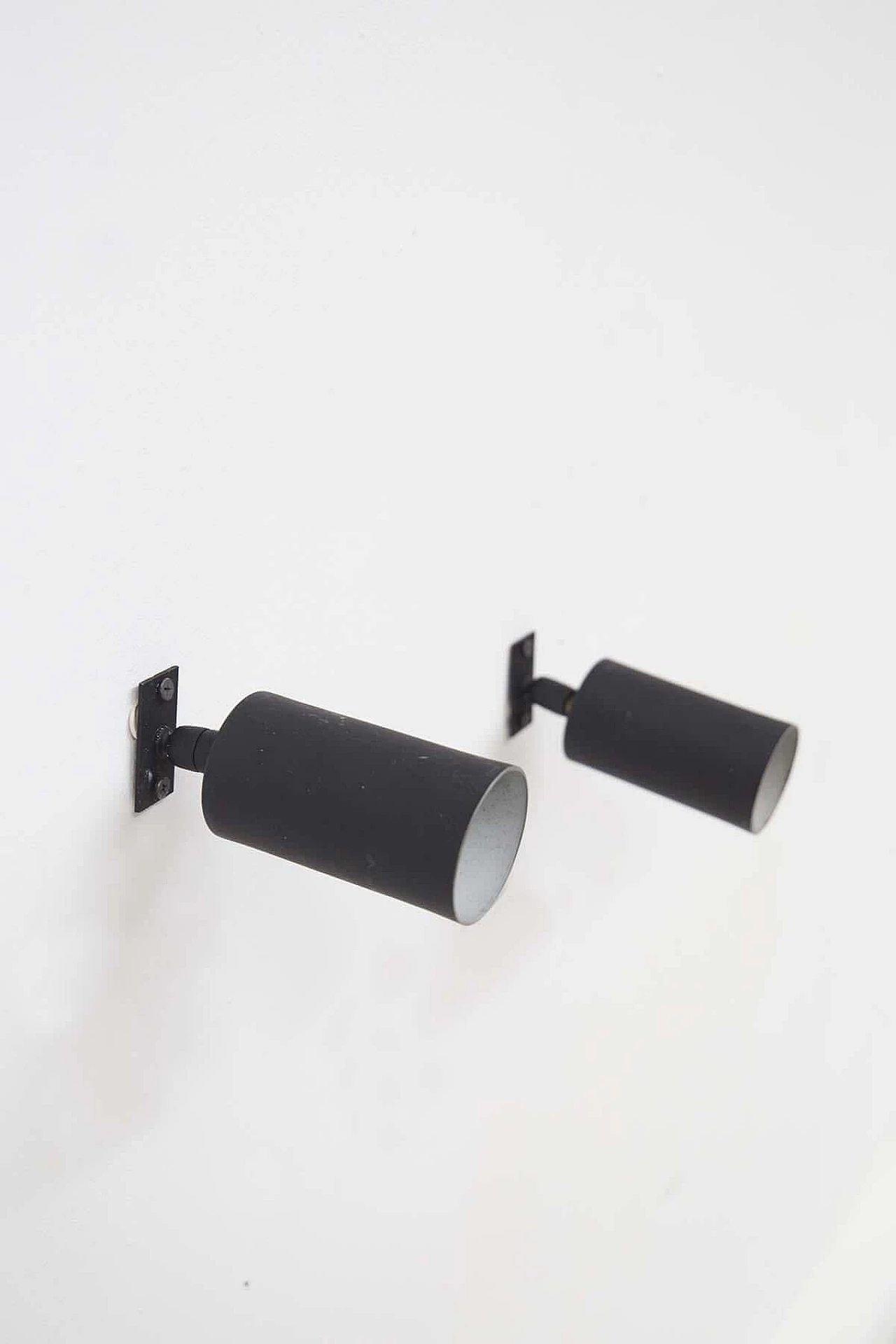 Pair of painted aluminium wall lamps, 1950s 1397916