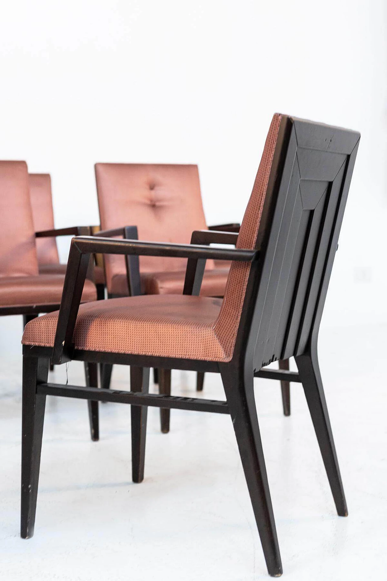 12 Sedie da barca in legno e raso rosa, anni '50 1399057