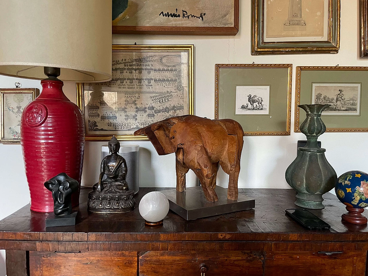 Scultura di un toro XX sec. in legno di ulivo 1399543