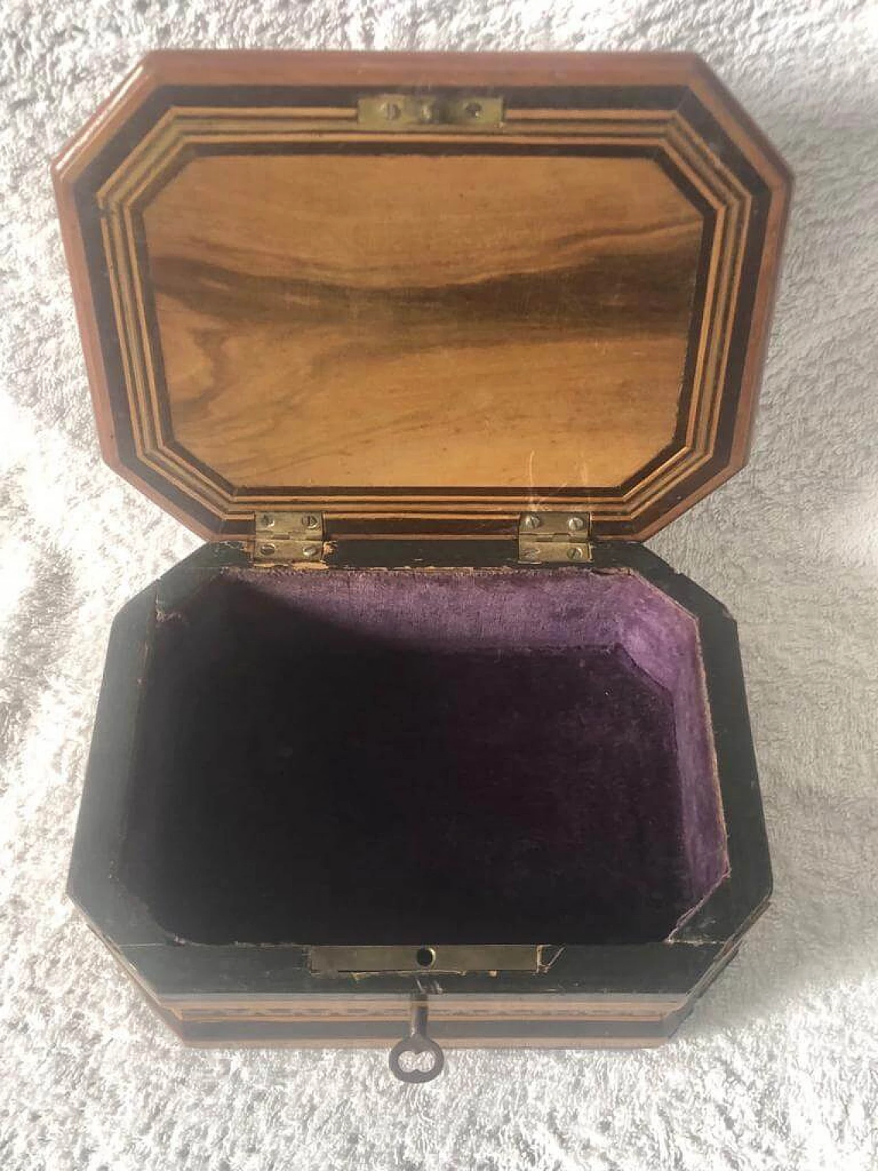 Sorrentine jewelry box in inlaid wood, 19th century 1400591