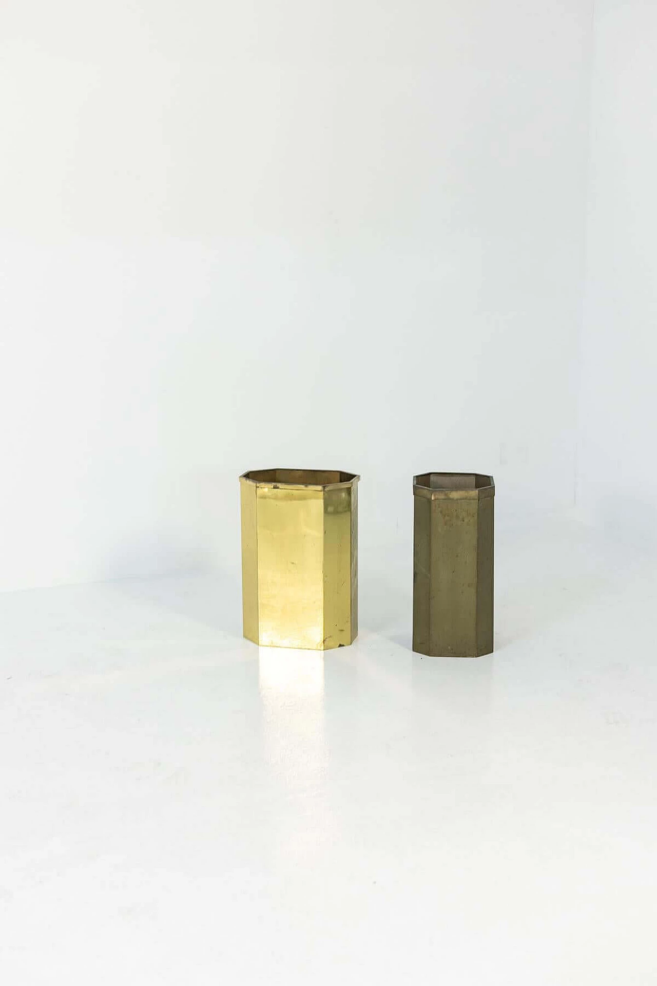 Pair of octagonal brass umbrella stands, 1950s 1400904