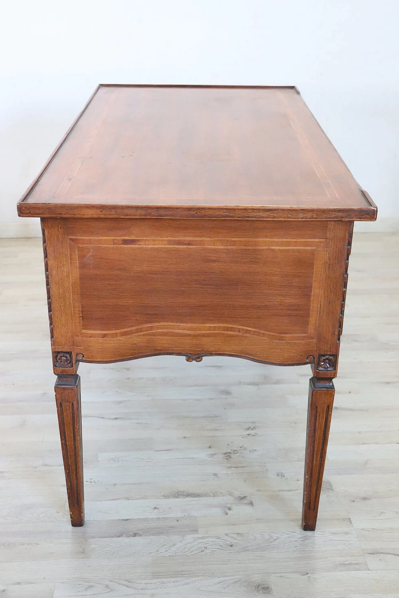 Louis XVI style writing desk in inlaid walnut, '900 1400955