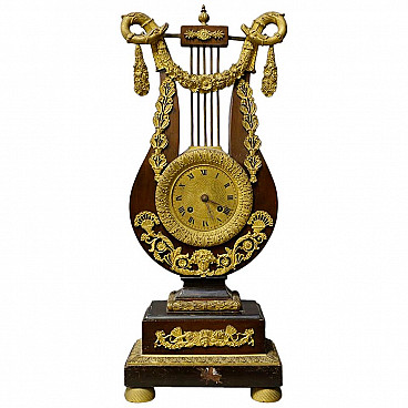 Napoleon III walnut and bronze clock, 19th century