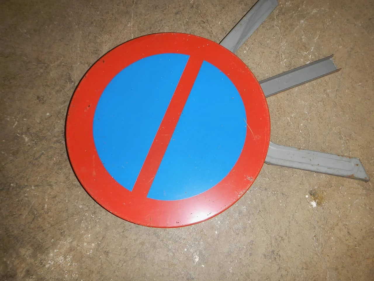 No parking sign with easel, 1960s 1402870