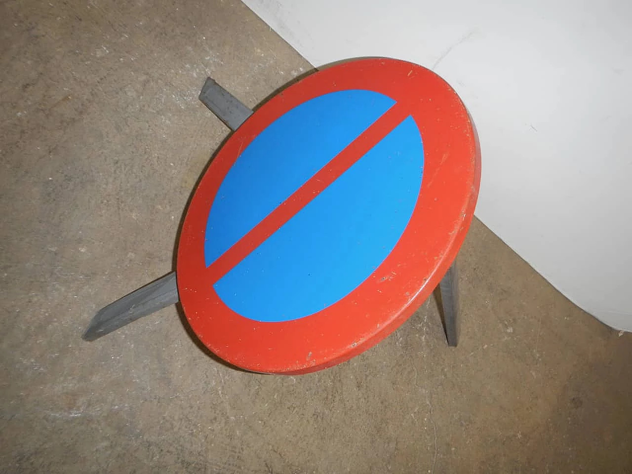 No parking sign with easel, 1960s 1402876