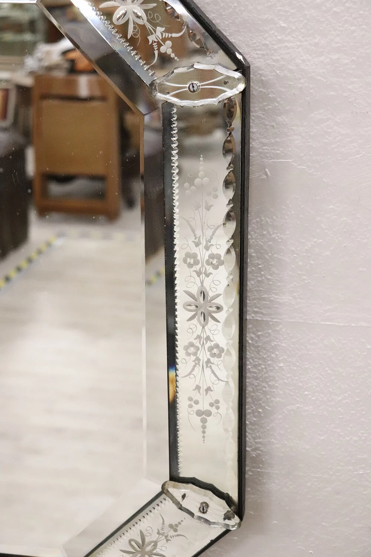 Murano mirror with engraved frame, 20th century 1402990