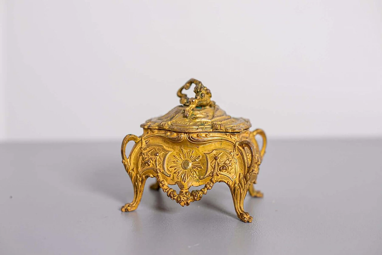 Gilded jewellery box with silk satin lining, 19th century 1403057