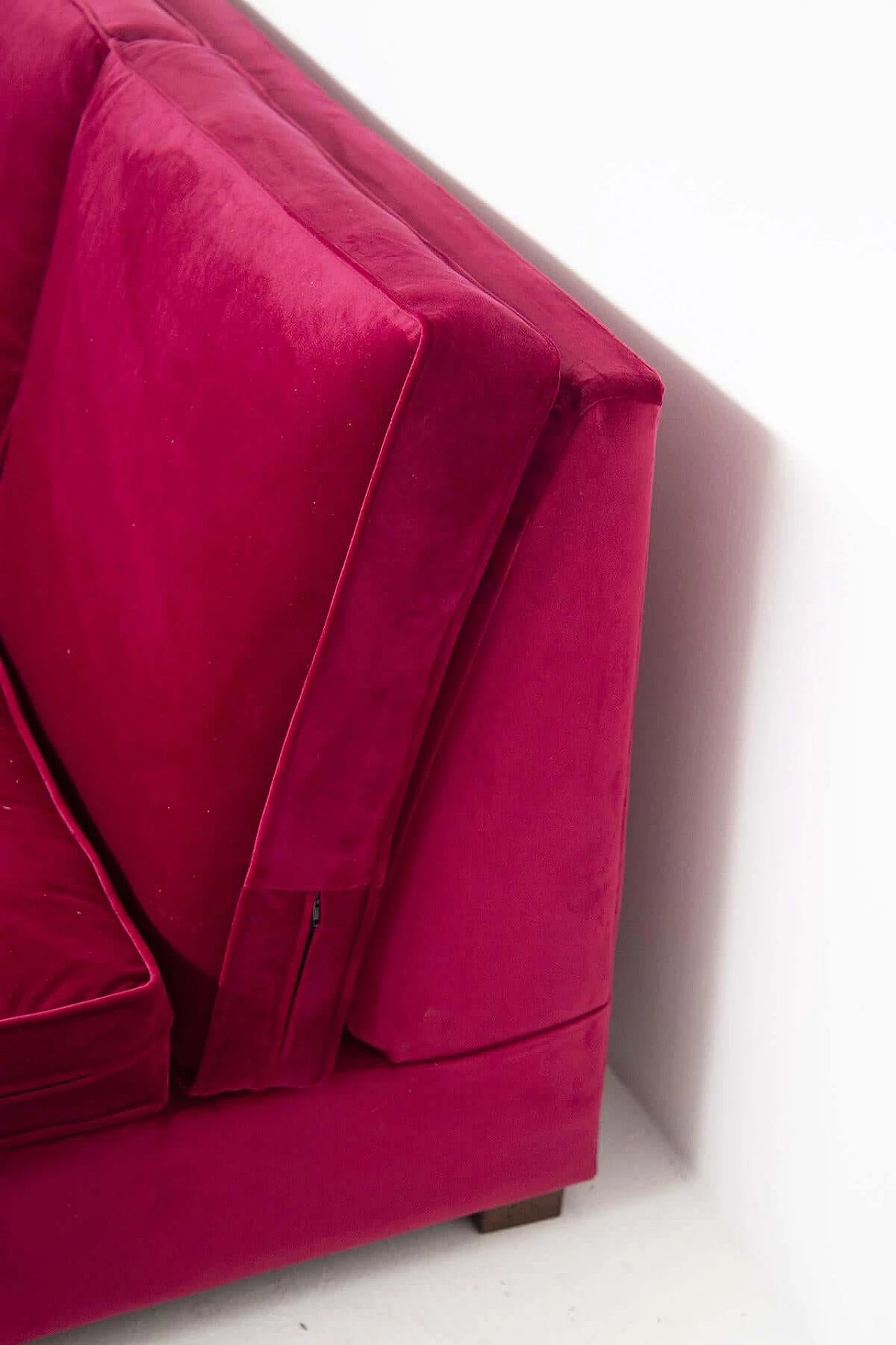 12-seater modular sofa attr. to Luigi Caccia Dominioni in dark fuchsia velvet, 1960s 1403110