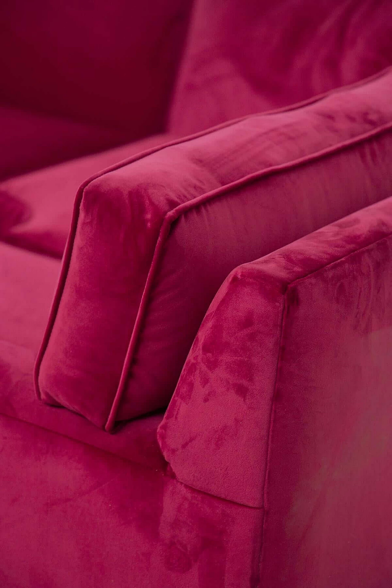 12-seater modular sofa attr. to Luigi Caccia Dominioni in dark fuchsia velvet, 1960s 1403112