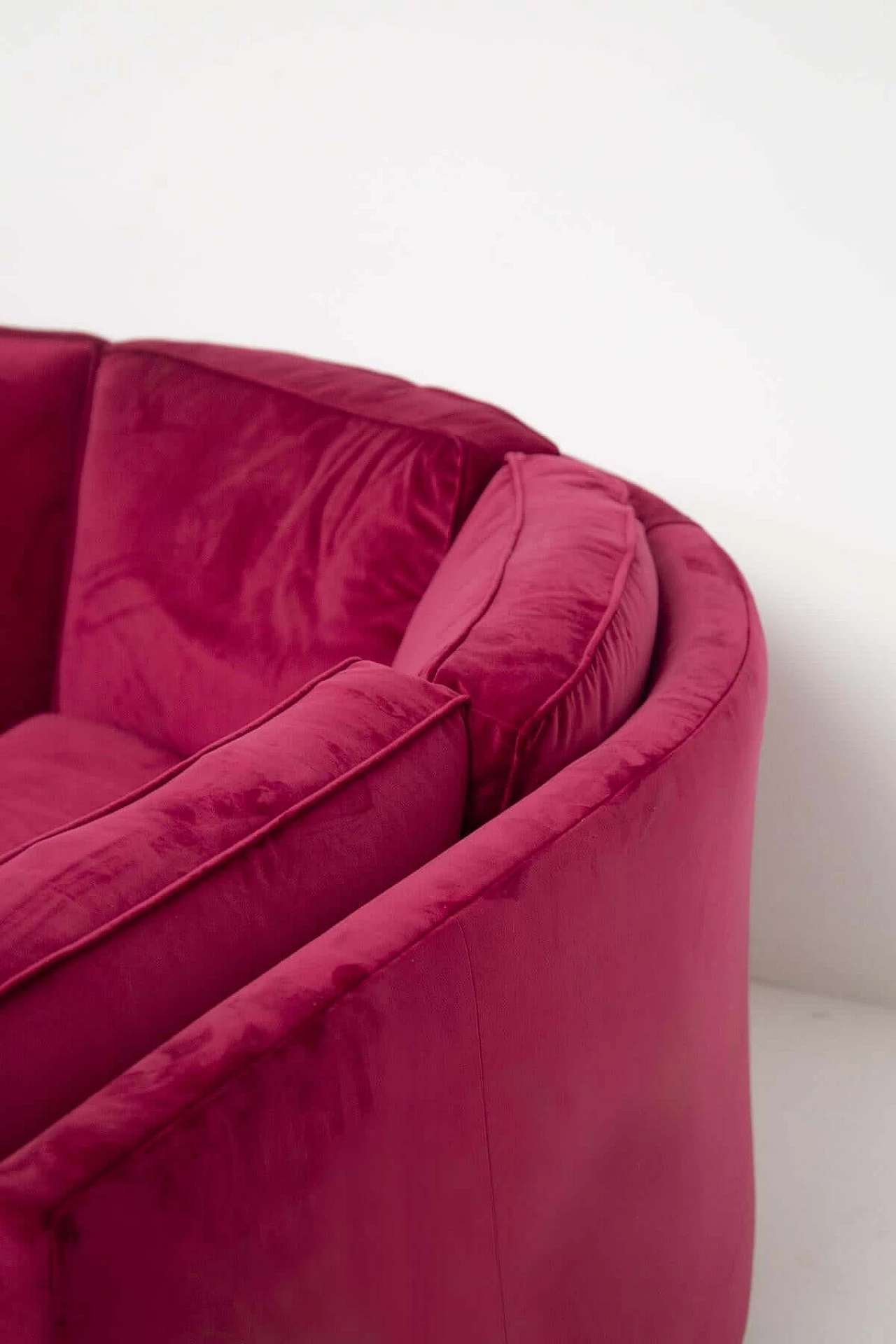 12-seater modular sofa attr. to Luigi Caccia Dominioni in dark fuchsia velvet, 1960s 1403113