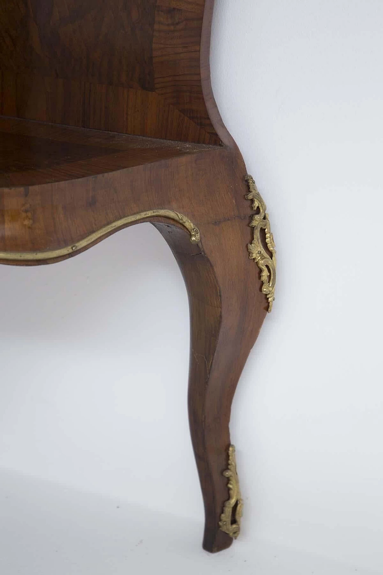Walnut étagère in Louis XV style, 20th century 1403379