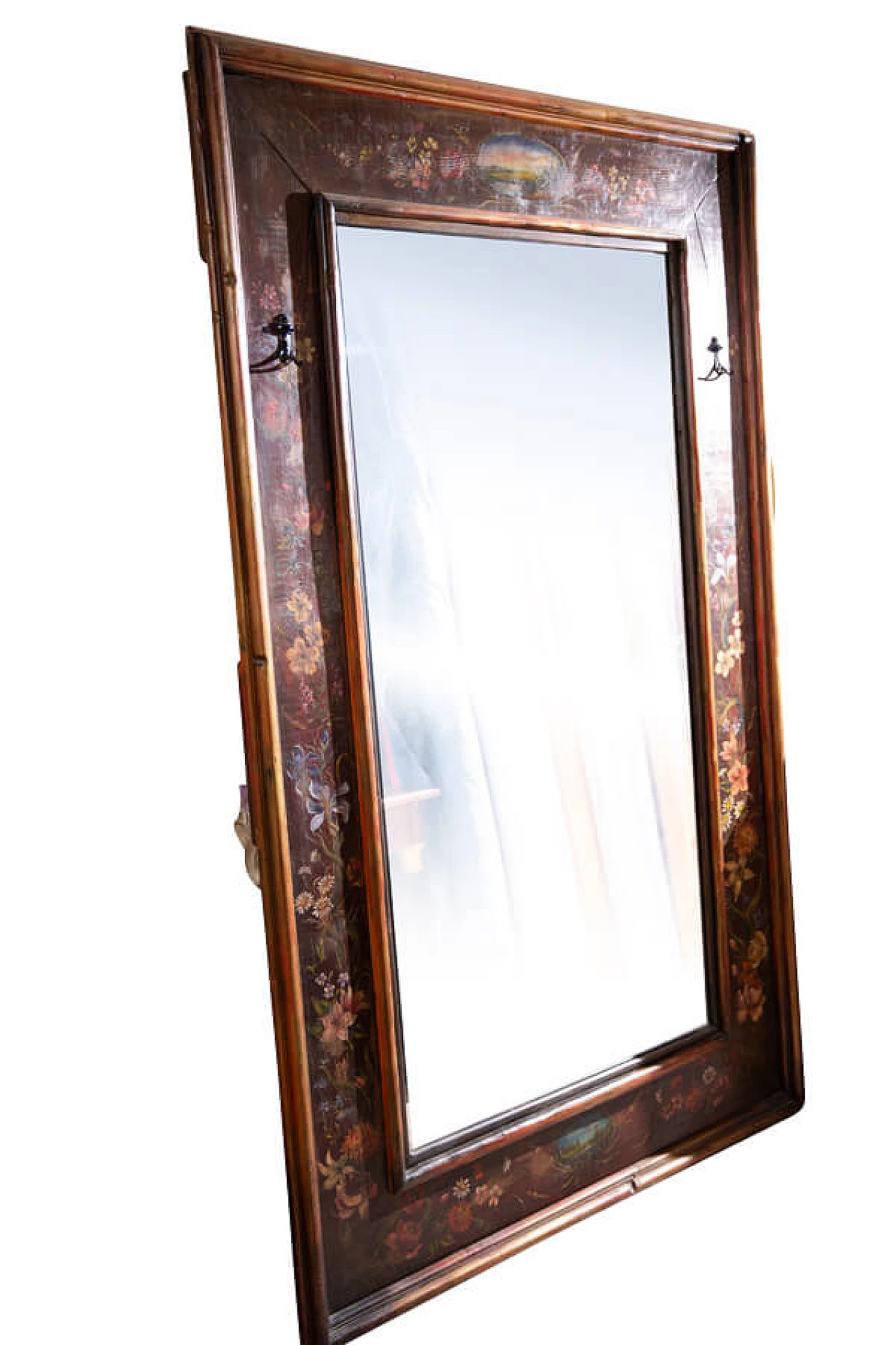Specchio con cornice di legno decorata a mano, anni '60 1404105