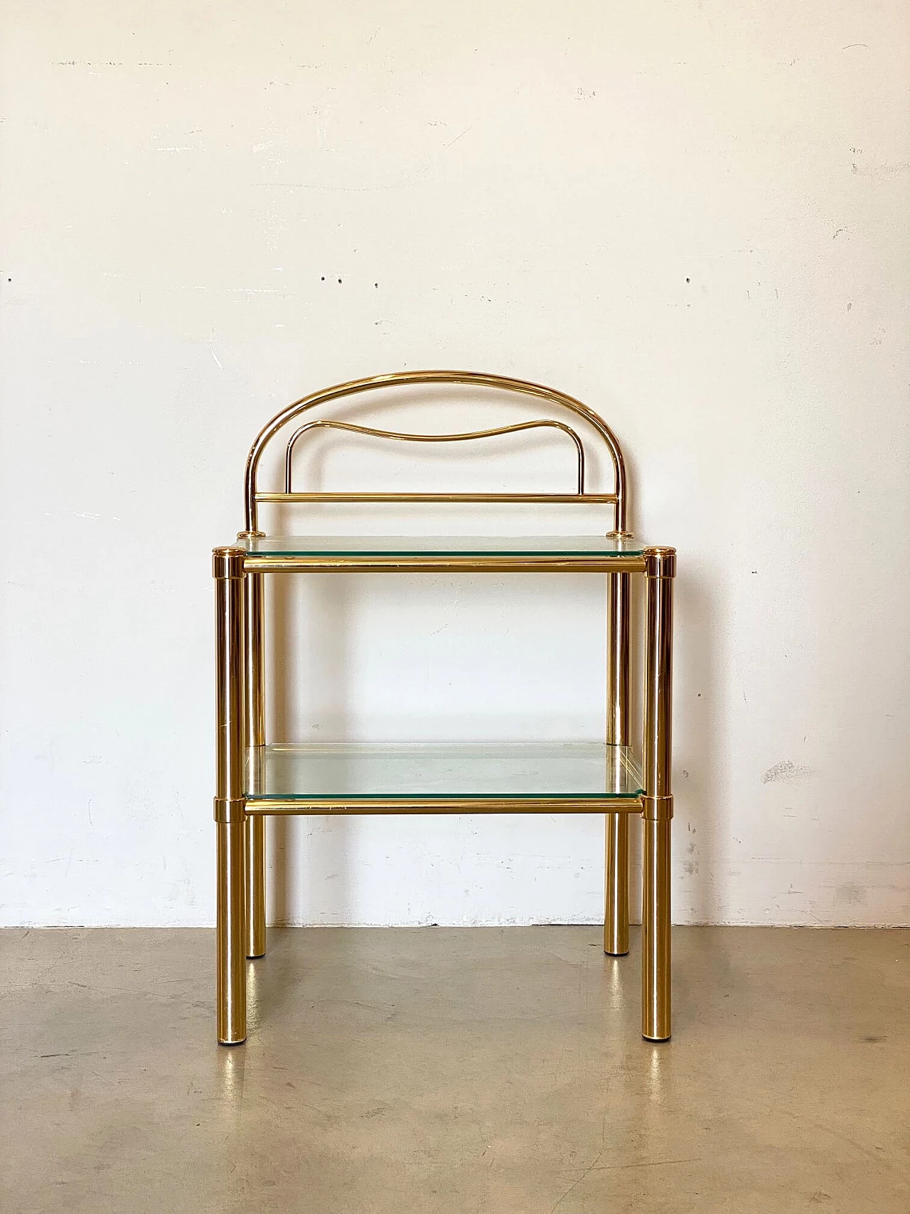 Pair of bedside tables in brass, 80s 1404275