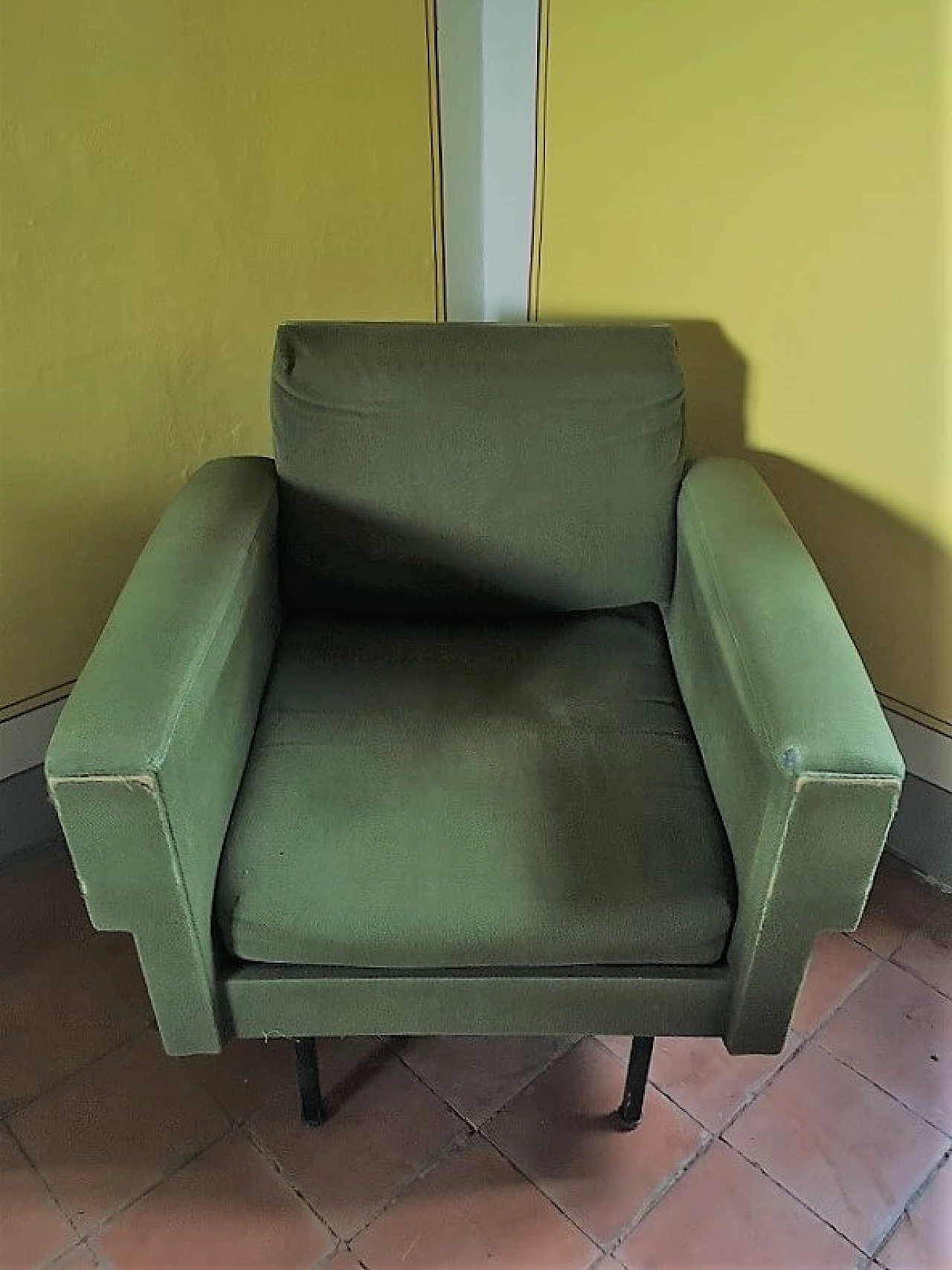 Green velvet armchair, 1960s 1404619