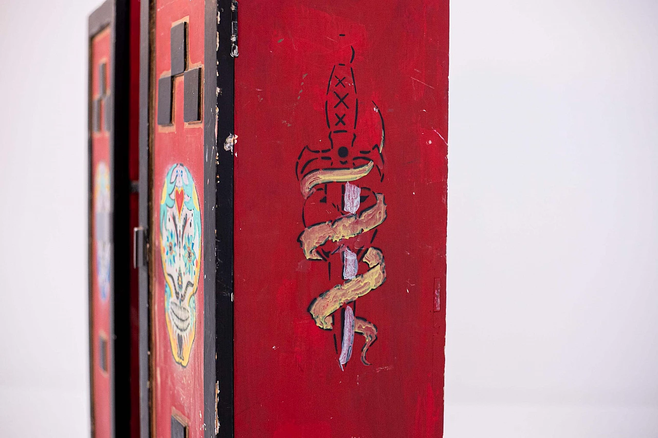 Futurist cabinet in red wood with applications, 1920s 1405203