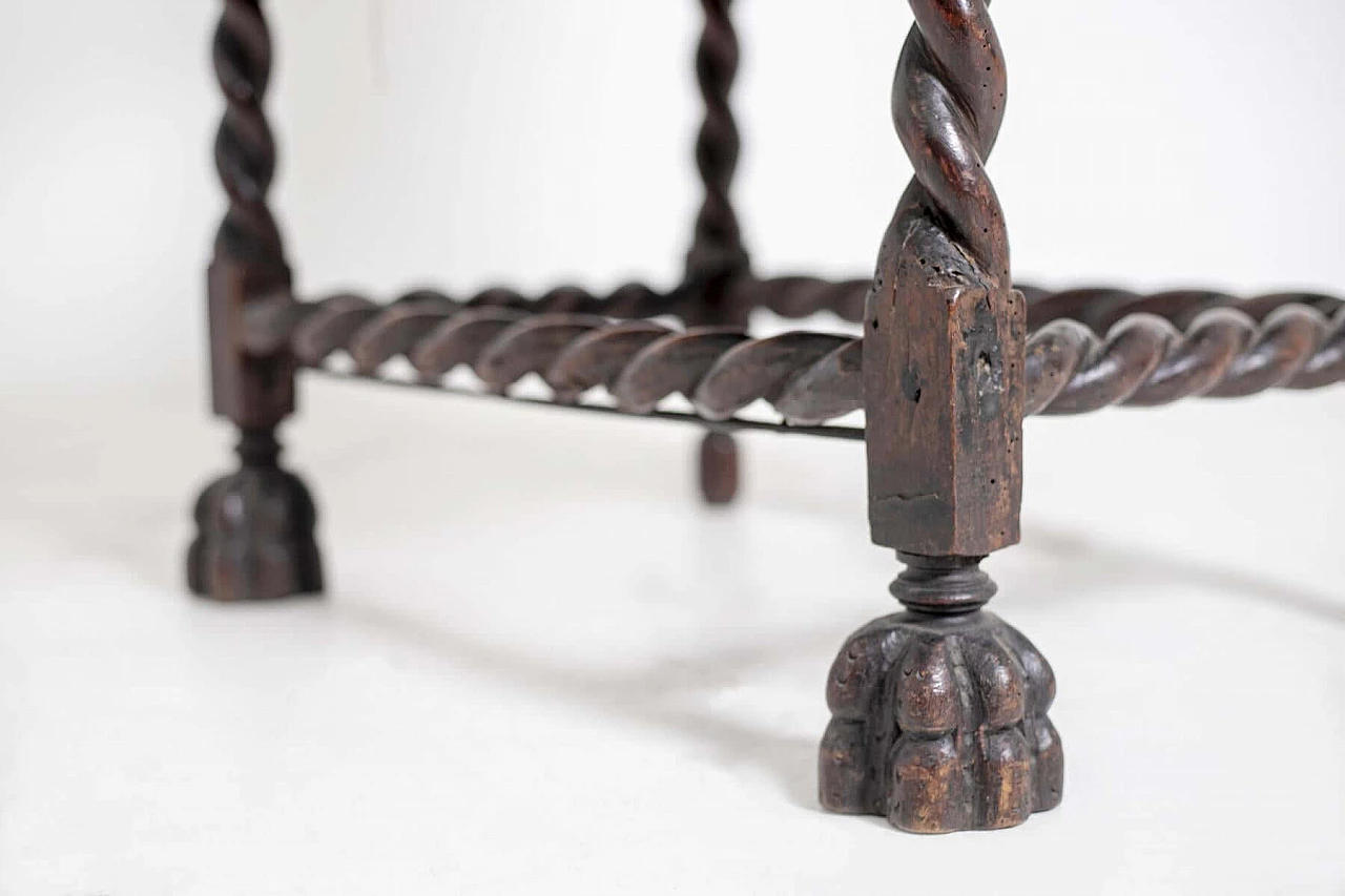 Sedia antica in noce e velluto, del '500 1406010