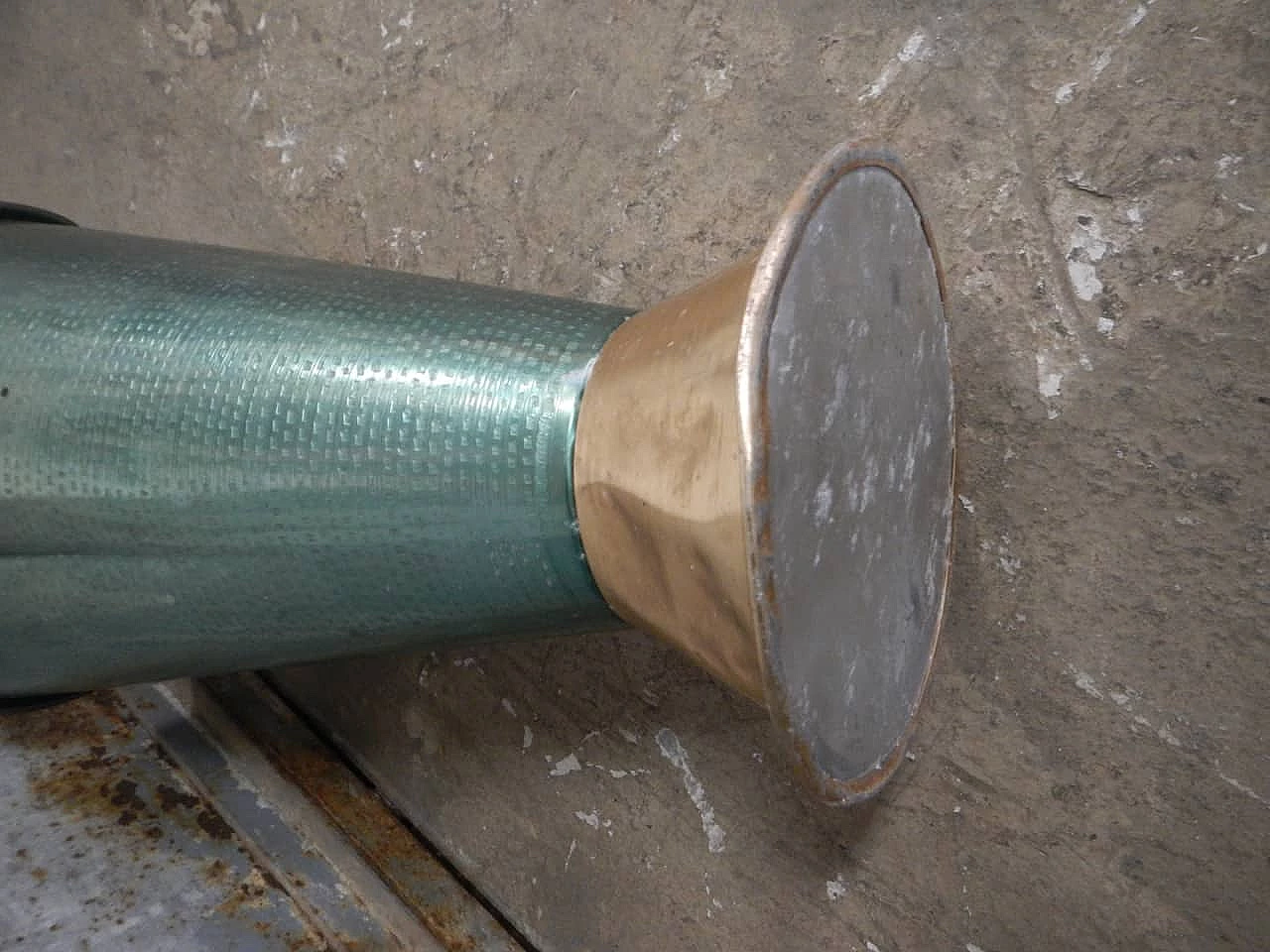 Portaombrelli in alluminio verde, anni '70 1406106