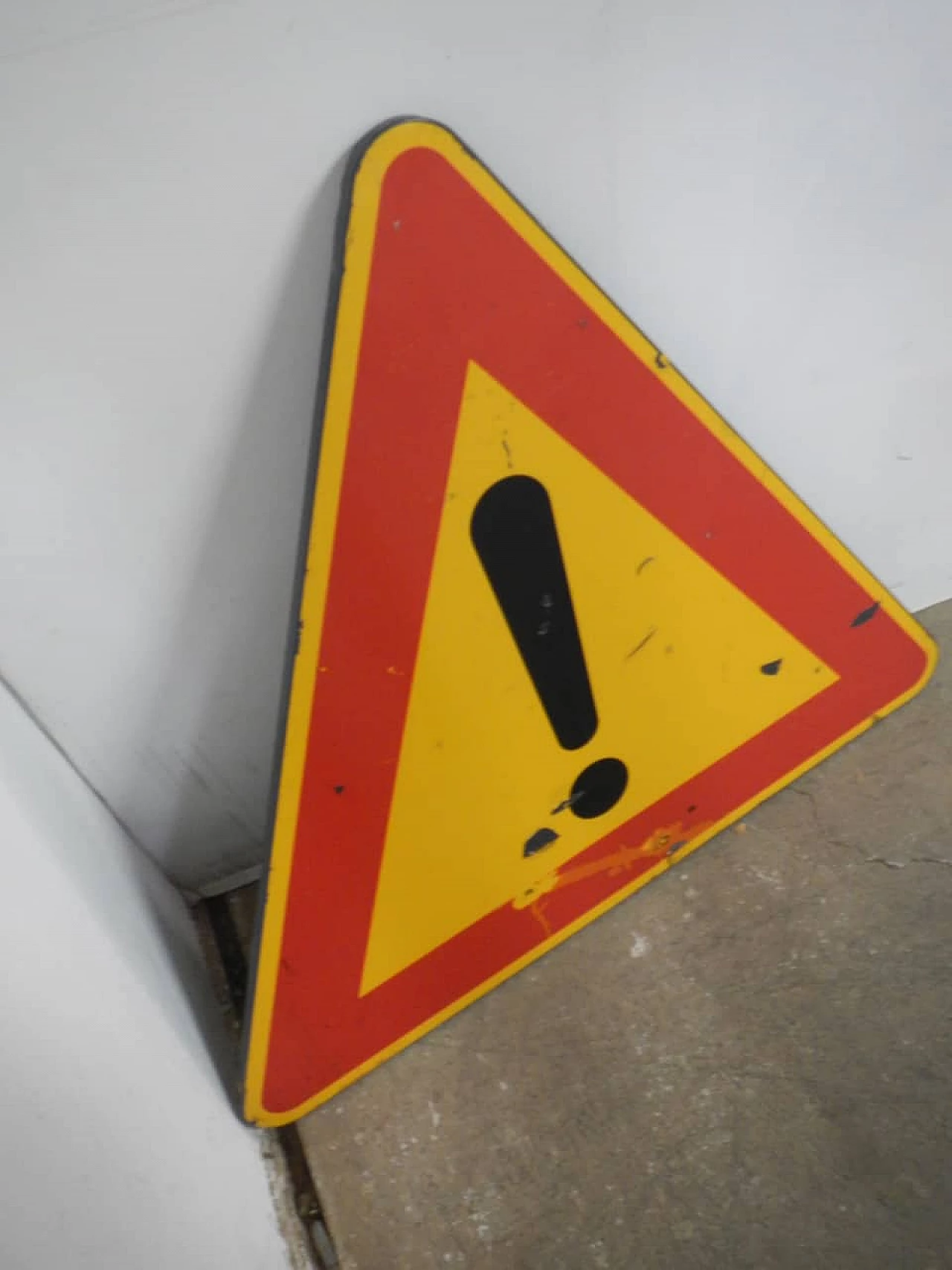 Segnale stradale di pericolo, anni '80 1406124