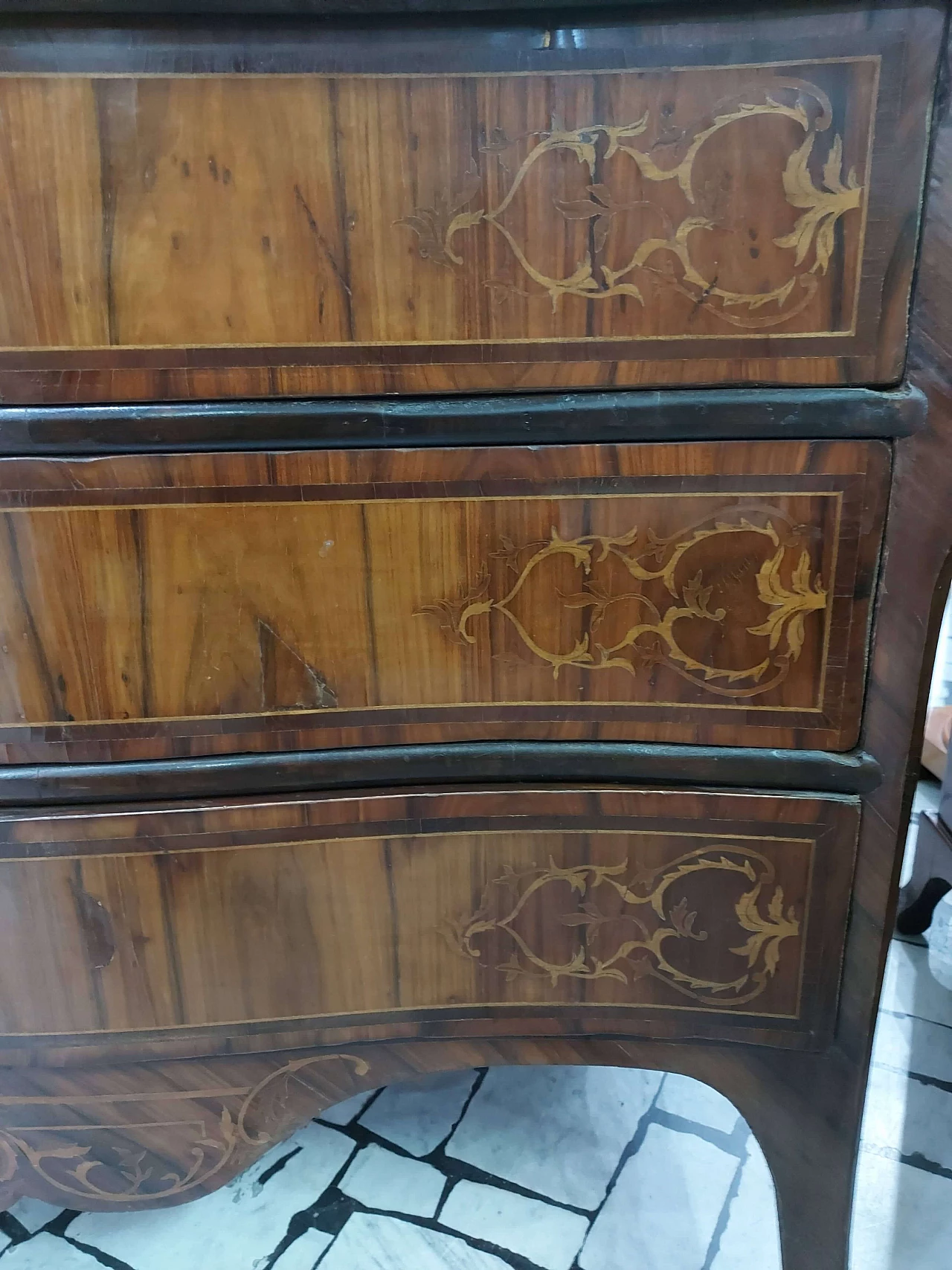 Inlaid walnut and ebony Louis XV style sideboard, 19th century 1406286