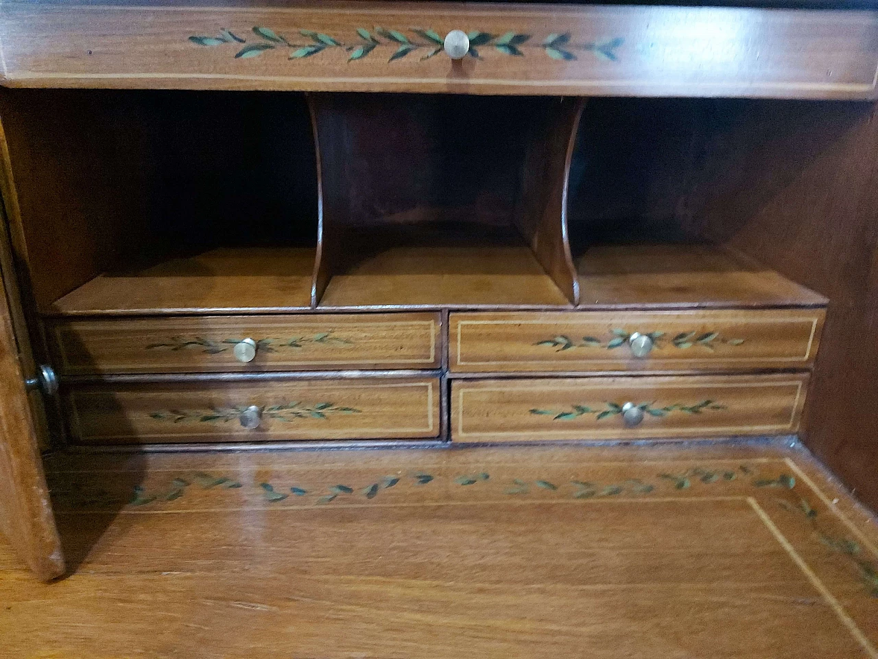 Heppelwhite writing desk with cove, 19th century 1406315
