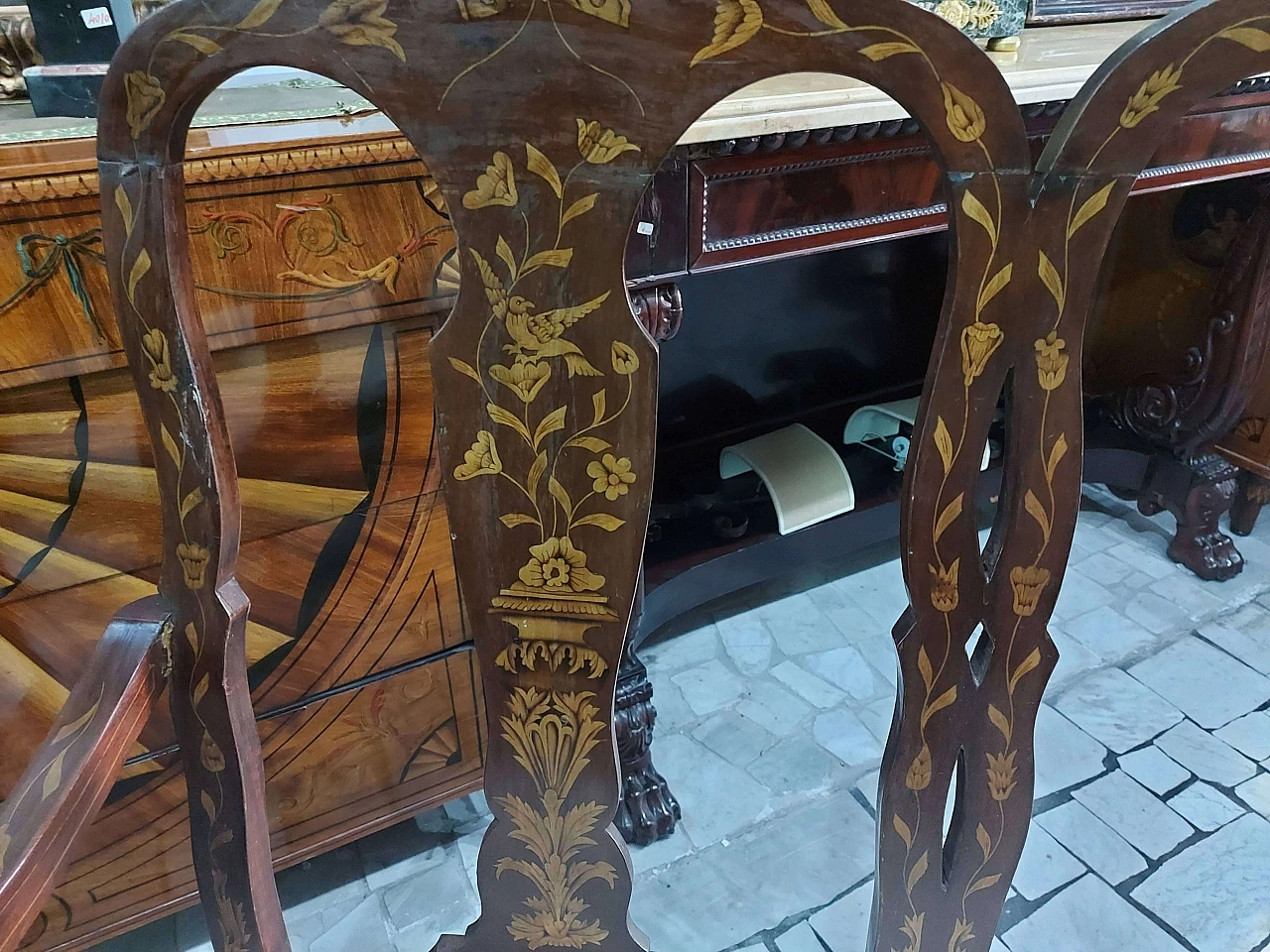 English inlaid walnut sofa, 18th century 1406335