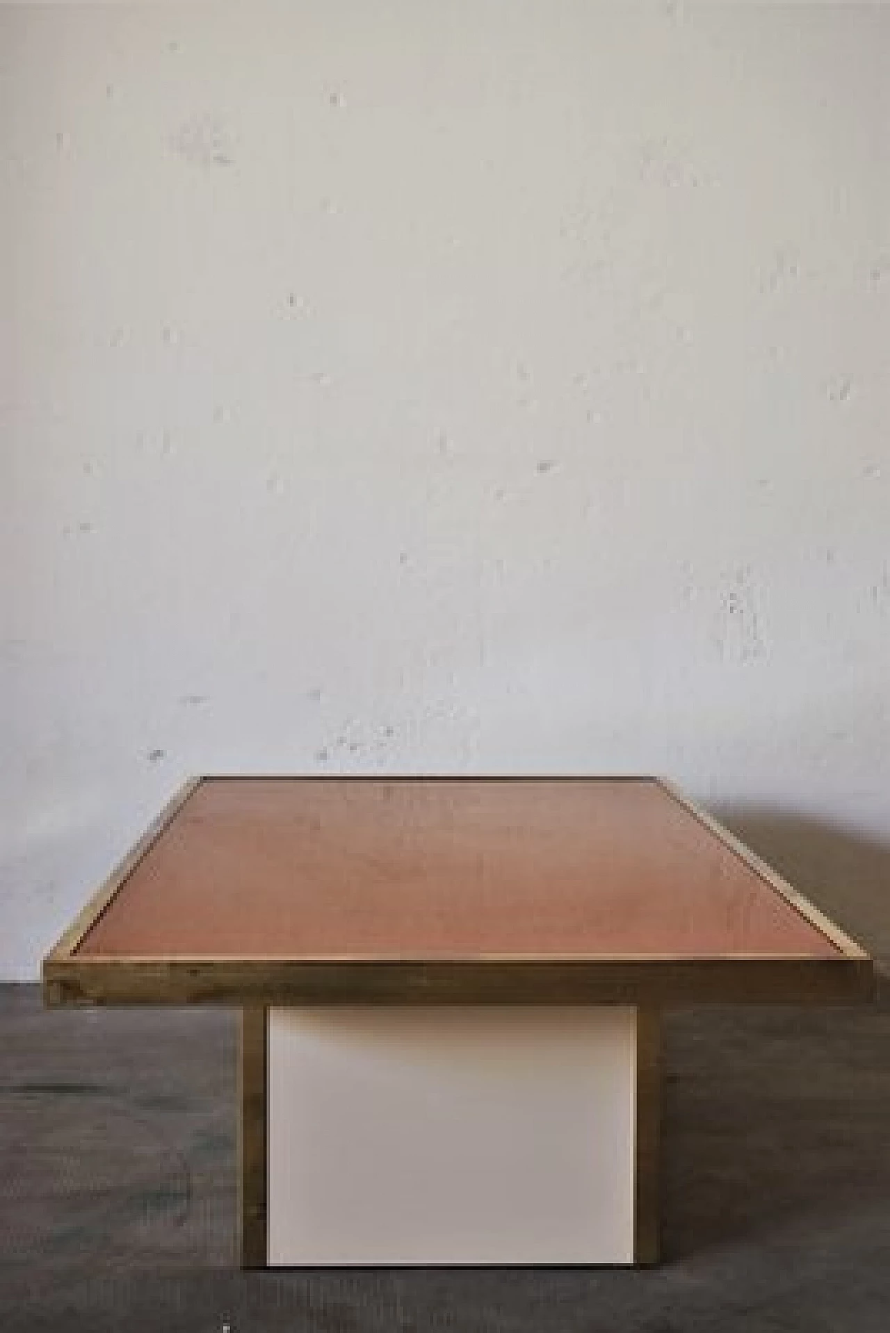 Tavolino in legno e ottone, anni '70 1406517