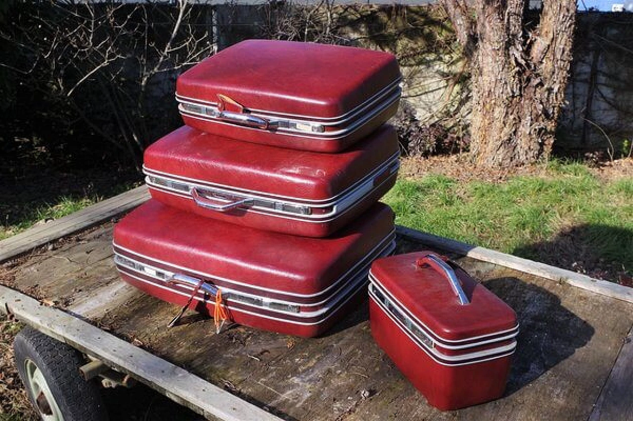 4 Sansonite hard luggage cases, 1970s 1406565