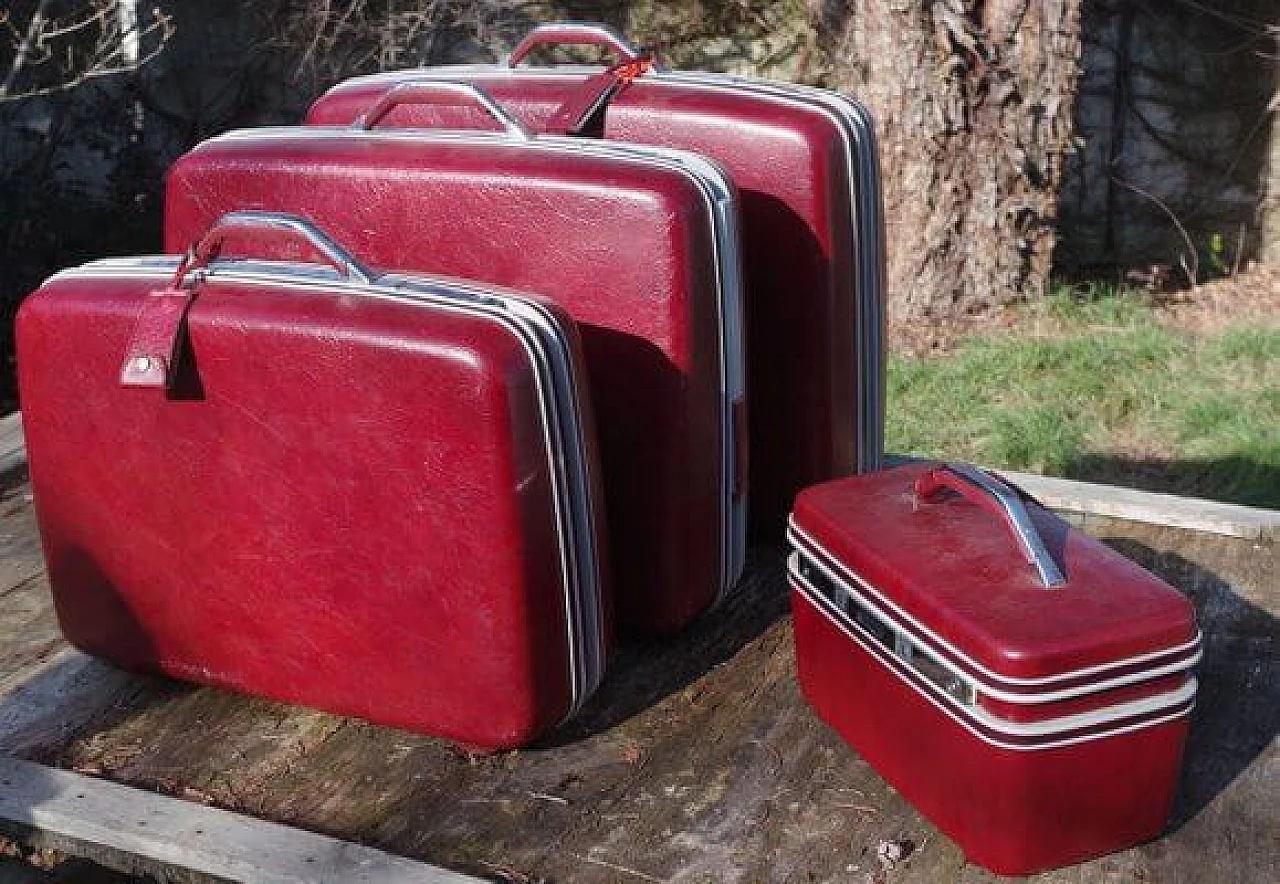 4 Sansonite hard luggage cases, 1970s 1406568