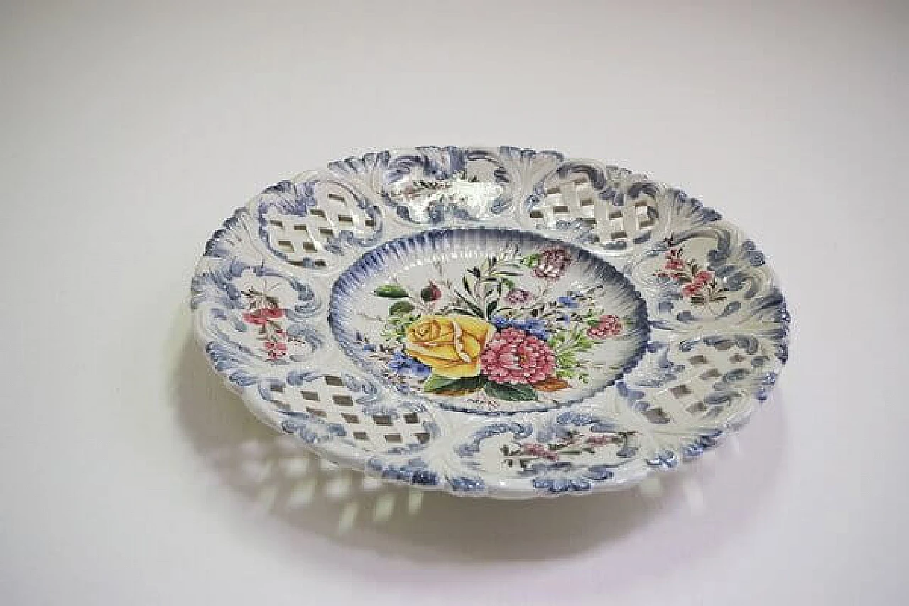 Piatto da parete in ceramica di Bassano dipinto con fiori, anni '70 1406949
