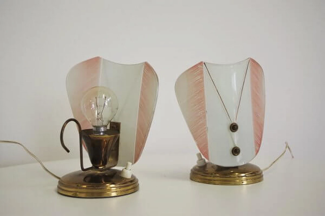 Coppia di lampade da tavolo in vetro ed ottone, anni '50 1406986