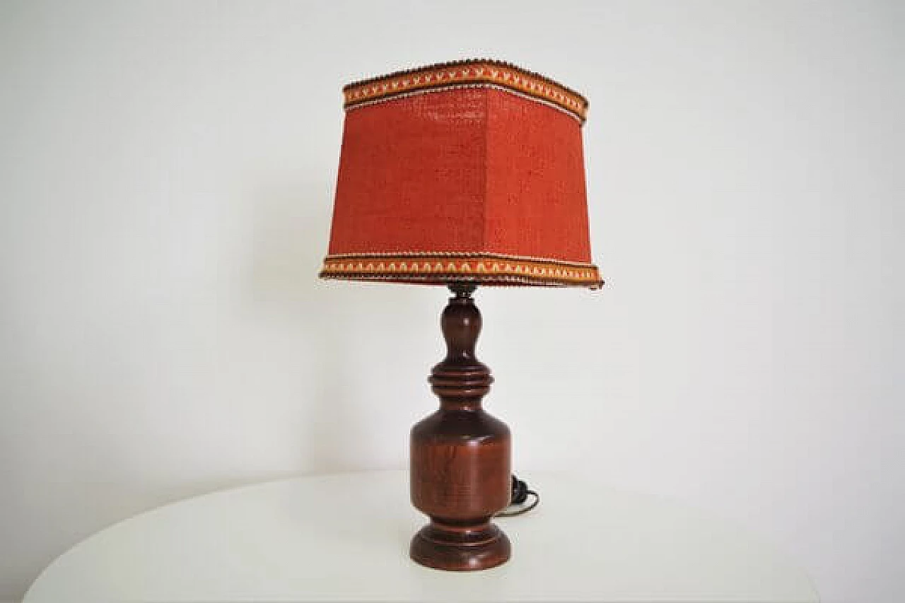 Table lamp in wooden with embroidered lampshade, 1970s 1407000
