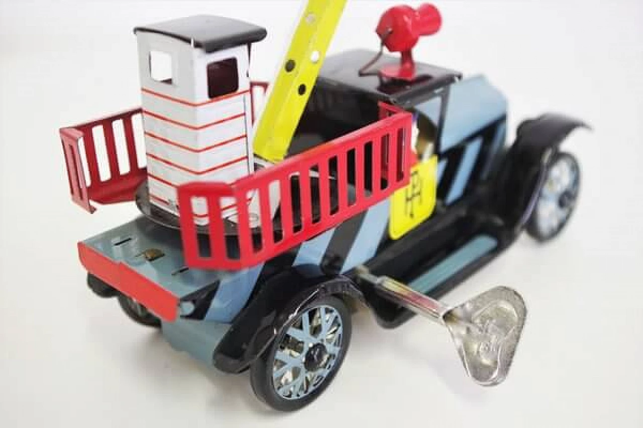 15 Tin car toy, 1990s 1407002