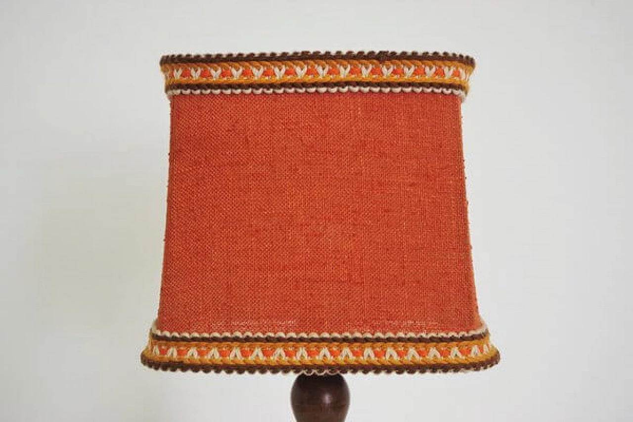 Table lamp in wooden with embroidered lampshade, 1970s 1407003