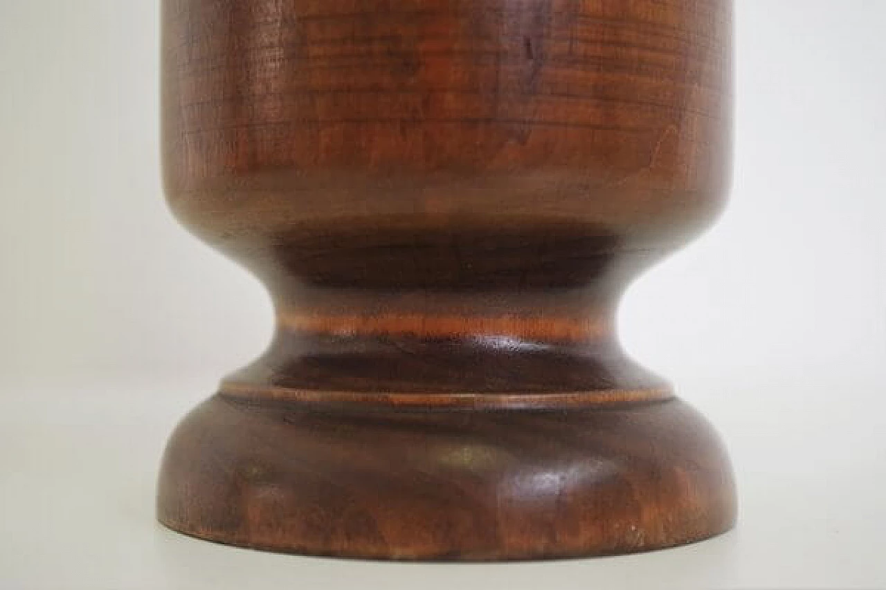 Lampada da tavolo in legno con paralume ricamato, anni '70 1407013