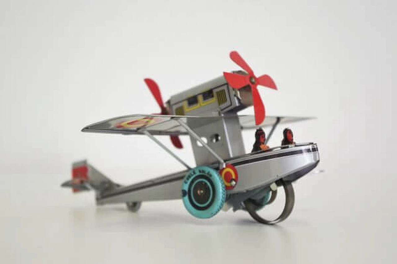 15 Tin car toy, 1990s 1407014