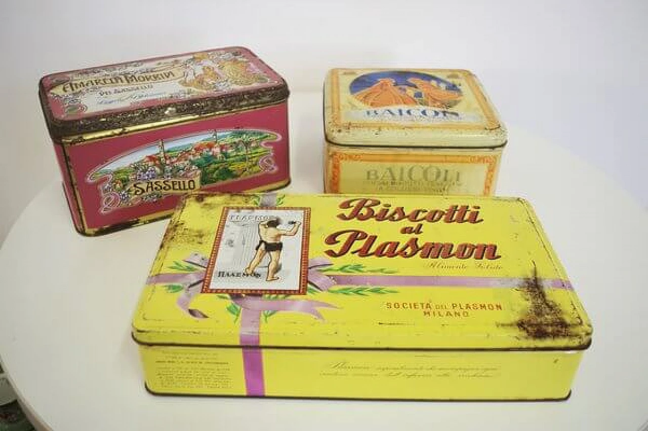 3 Boxes for various biscuits, 1960s 1407122