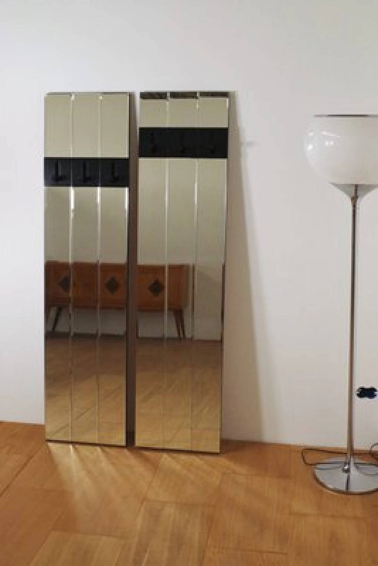 Pair of wall-mounted coat hangers with mirror, 1970s 1407310