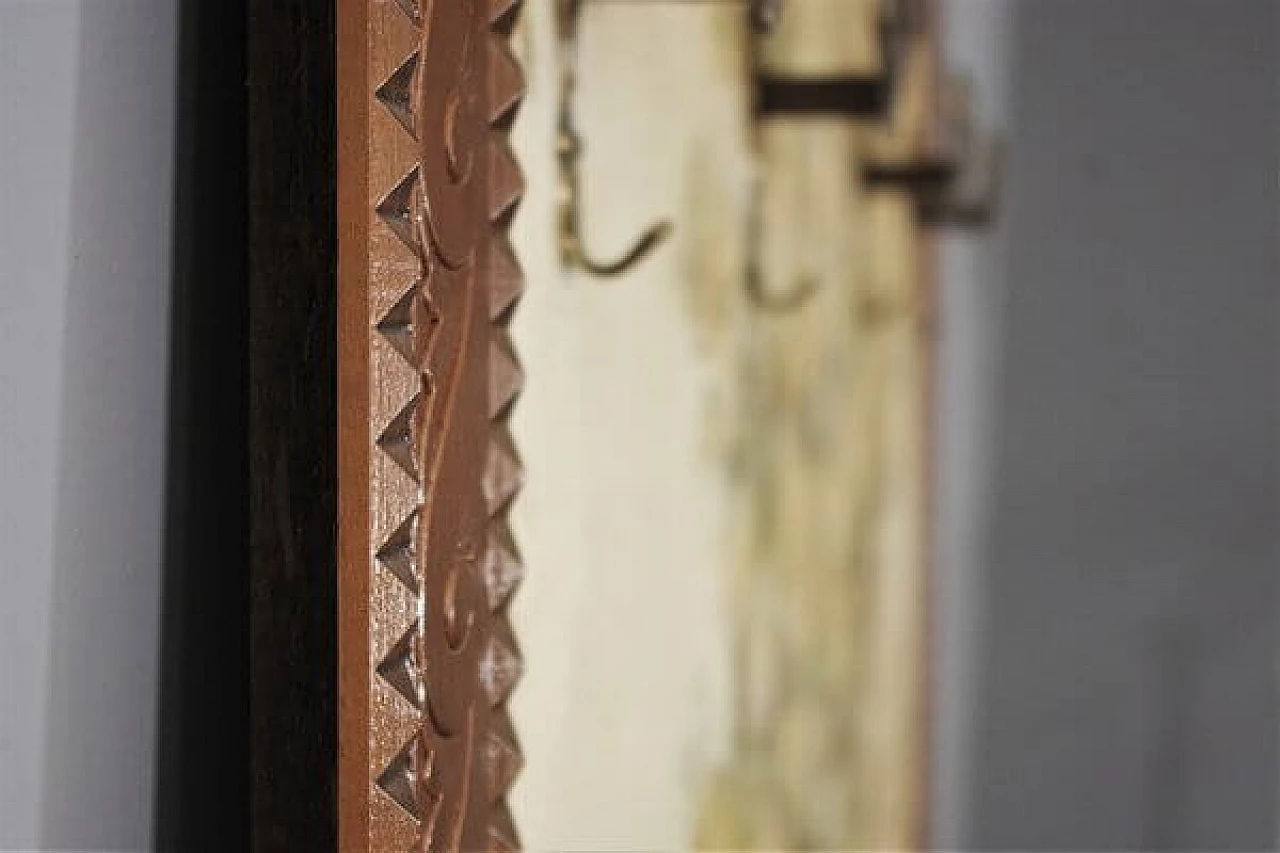 Arazzo con cornice in legno e grucce appendiabiti in ottone, anni '60 1407593