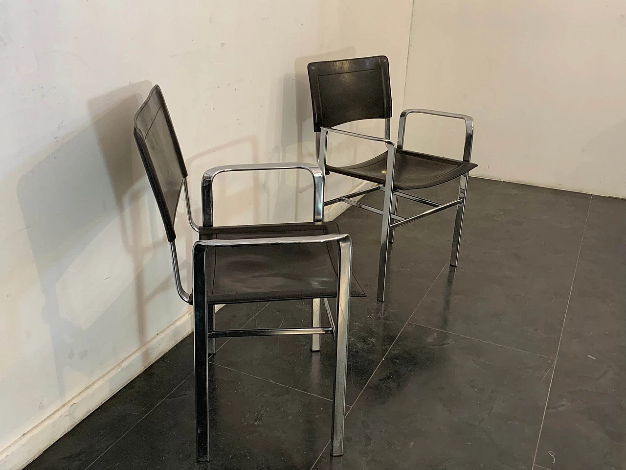 Coppia di poltroncine di Cidue in acciaio e cuoio, anni '70 1408667