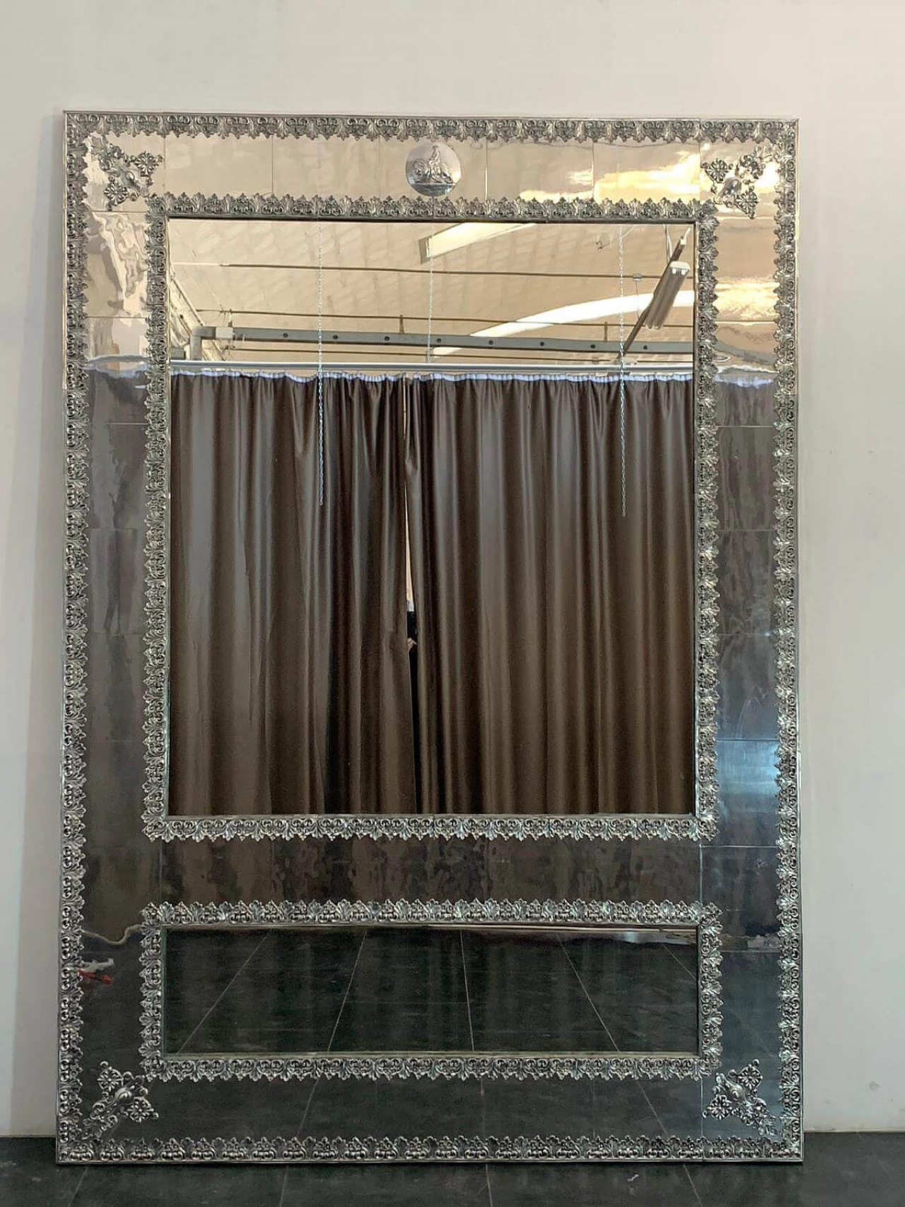 Grande specchio in metallo di Piero Figure per Athena, anni '80 1409795