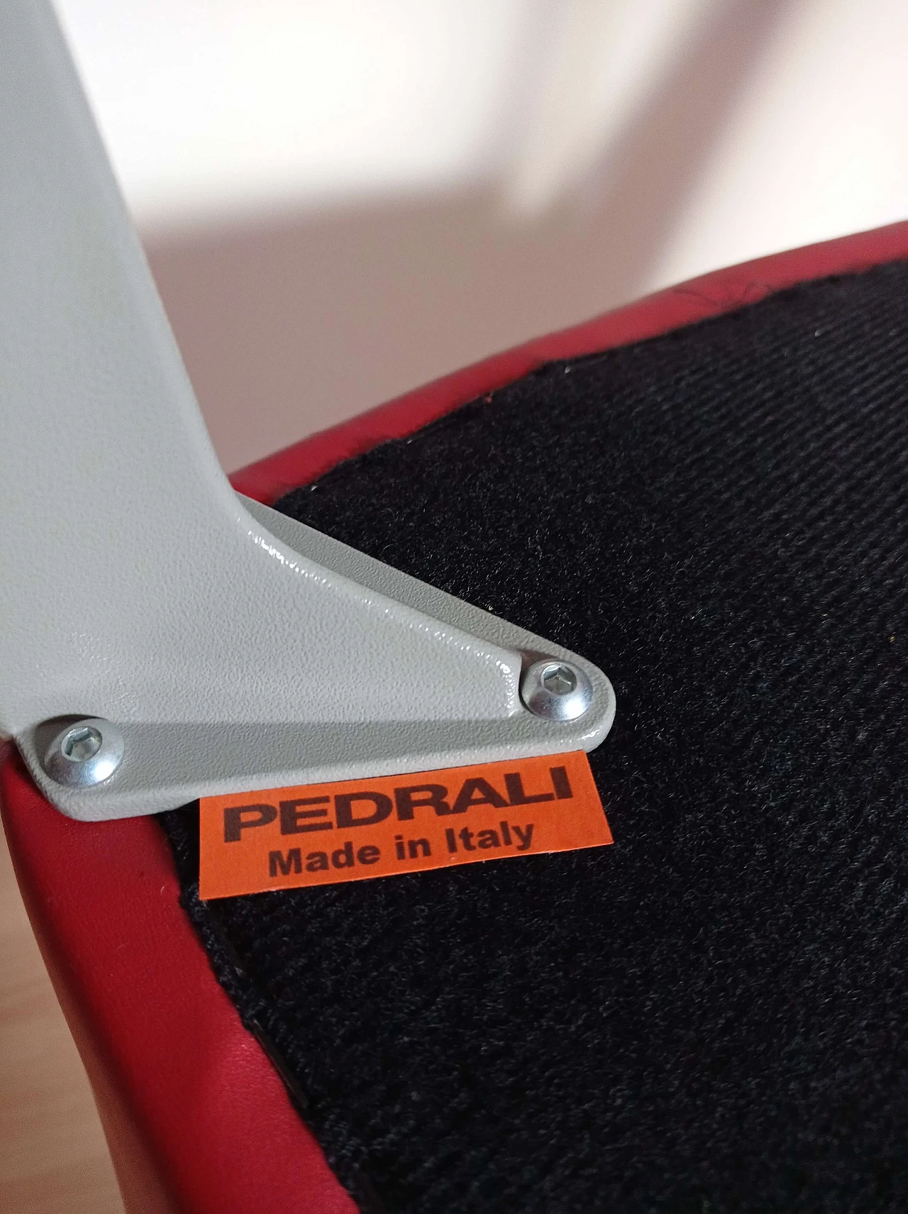 Coppia di sedie Ester Basic 691 in pelle di Patrick Jouin per Pedrali 1410850