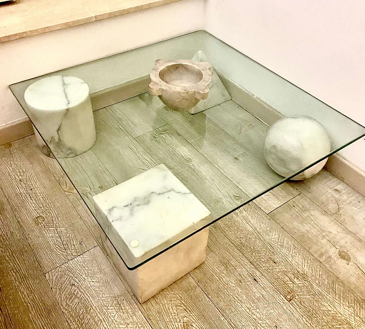 Tavolo Metafora di Vignelli per Martinelli Luce in vetro e marmo bianco, anni '70 1412210