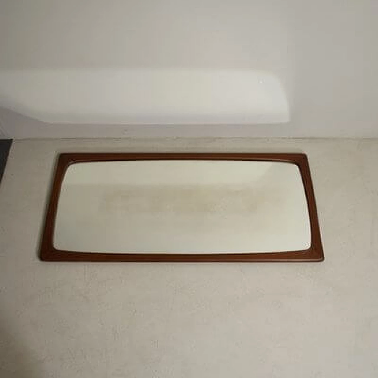 Specchio rettangolare con cornice in legno di Isa Bergamo, anni '60 1412256