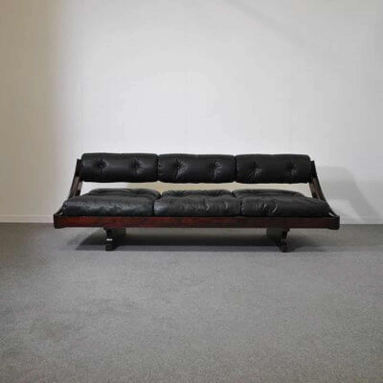 GS195 wooden and leather sofa by Gianni Songia for Luigi Sormani, 1970s 1412269