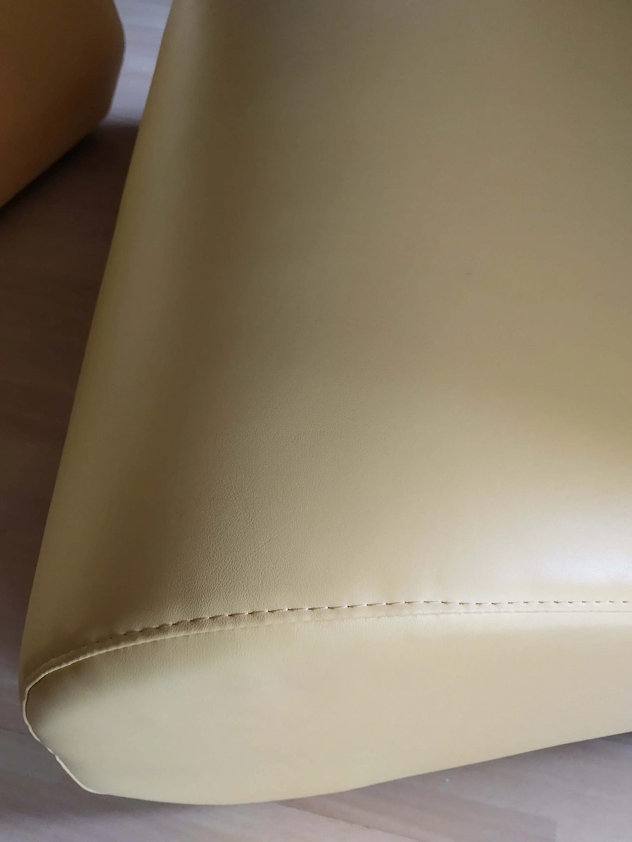 Coppia di poltrone Stones modulari in pelle di Fulvio Bulfoni per La Cividina 1412452