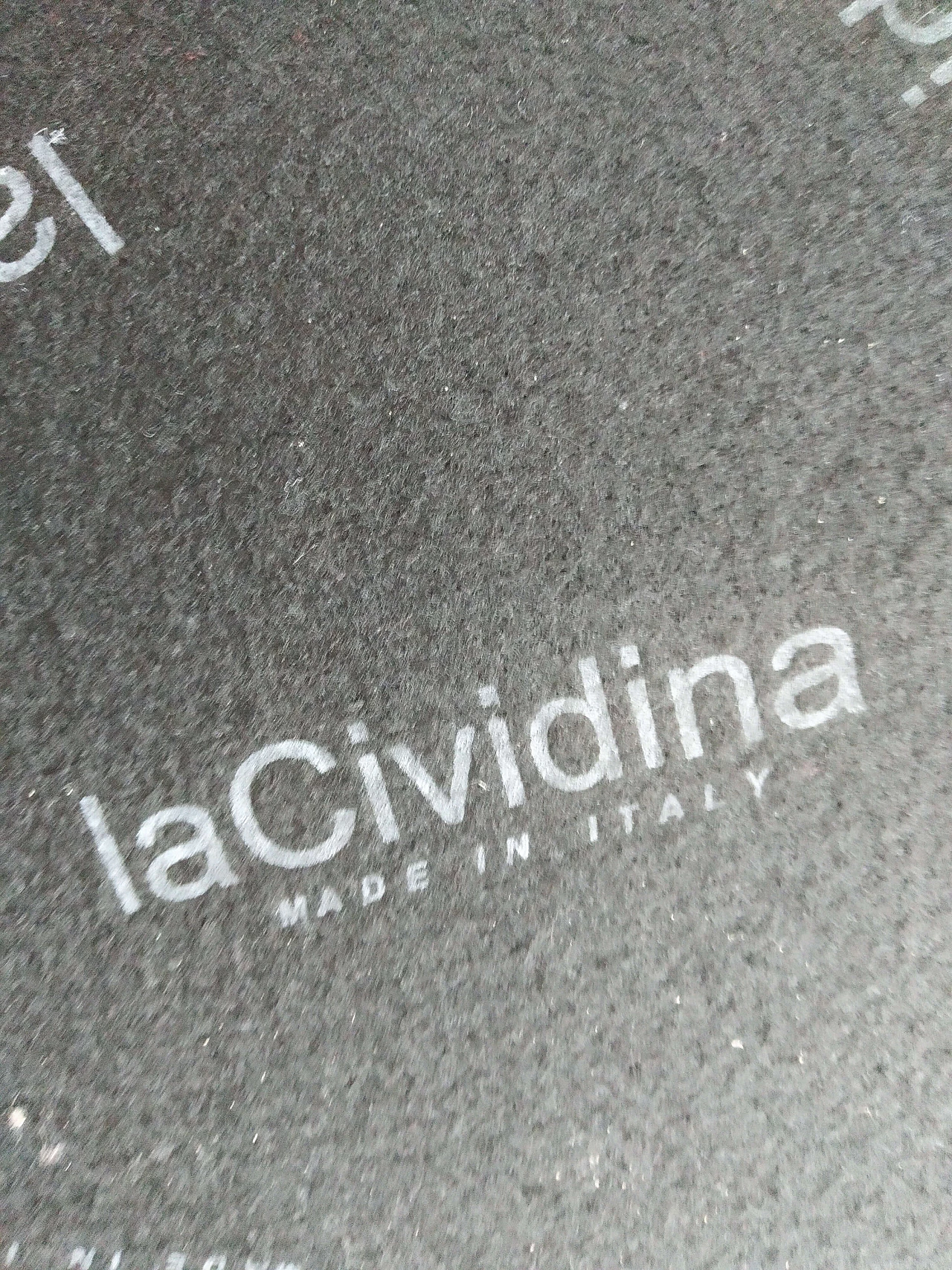 Coppia di poltrone Stones modulari in pelle di Fulvio Bulfoni per La Cividina 1412496